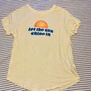 Old Navy kids T-shirt